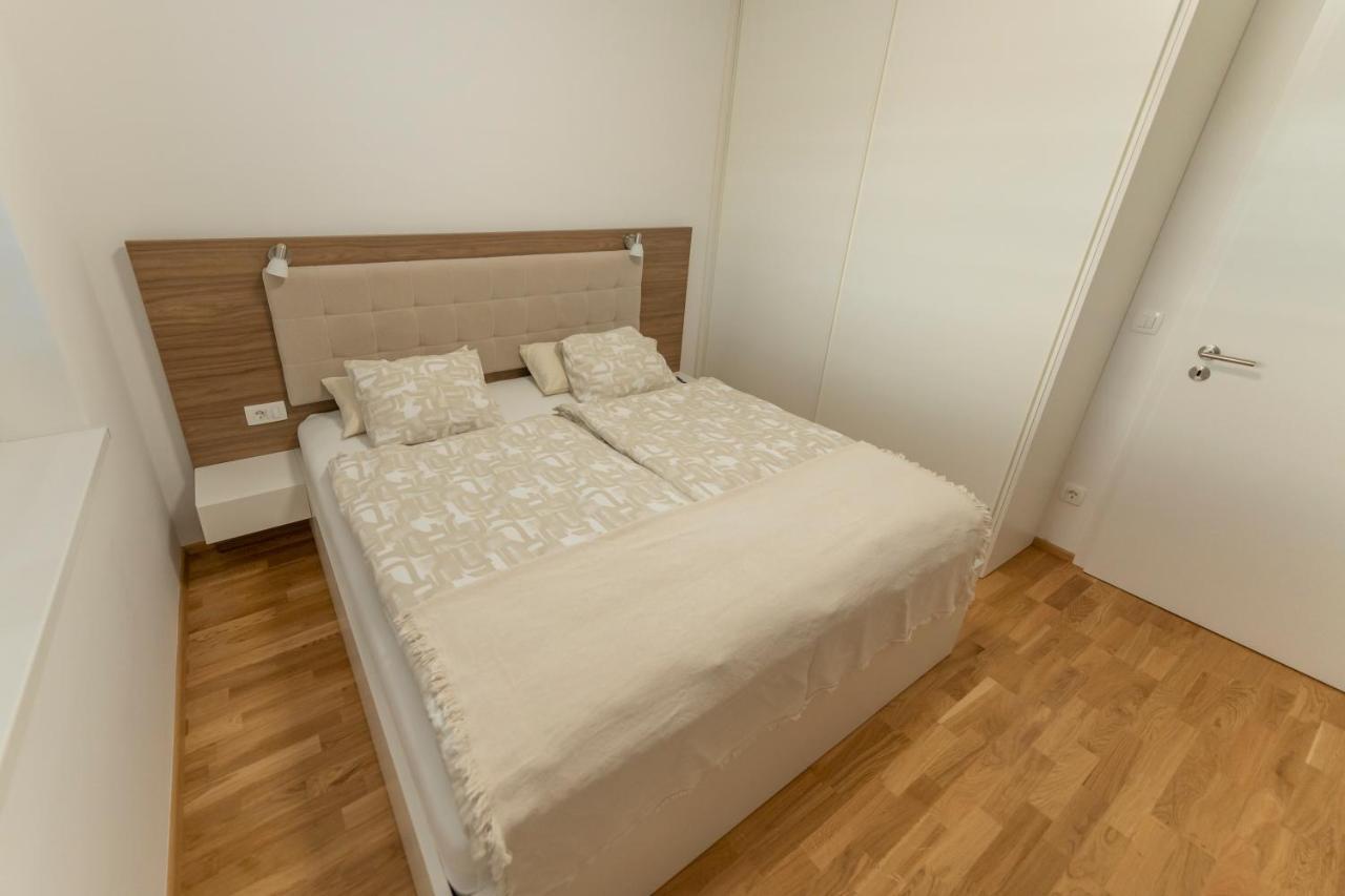 Apartment Lasiesta Ptuj Zewnętrze zdjęcie